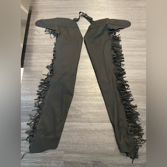 Women’s RHC Ultra Suede Western Chapa - Picture 2 of 5